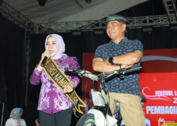 Dihibur Artis Ibukota, Malam Puncak Festival Literasi Kaltara di Pulau Sebatik Berlangsung Meriah