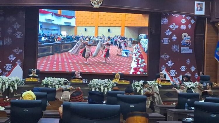 Tari Meligan, Tari Kreasi Yang Terinspirasi dari Keseharian Gadis Lundayeh