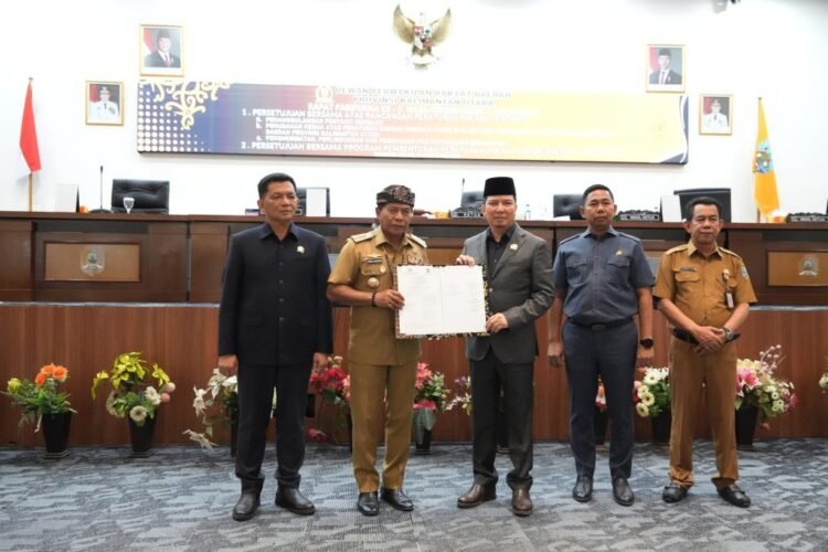 3 Ranperda dan Propemperda Tahun 2025 Disepakati Gubernur dan DPRD Kaltara