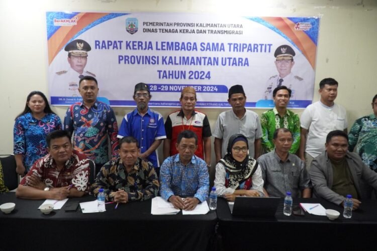 Samakan Persepsi, Disnakertrans Kaltara Gelar Raker LKS Tripartit
