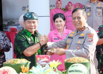 Gubernur, Unsur TNI Beri Sueprise Ke Polda Kaltara