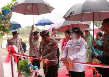 Tingkatkan Pelayanan Publik, Kapolda Resmikan Gedung SKCK Polres Tanah Tidung