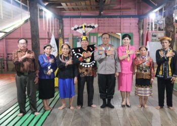 Kapolda Kaltara Bersilaturahmi dengan Wakil Ketua Adat Dayak Bulusu di Sekatak