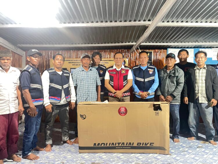 Kunjungi Satkamling Nunukan, Kapolda Beri Bantuan Sepeda Patroli