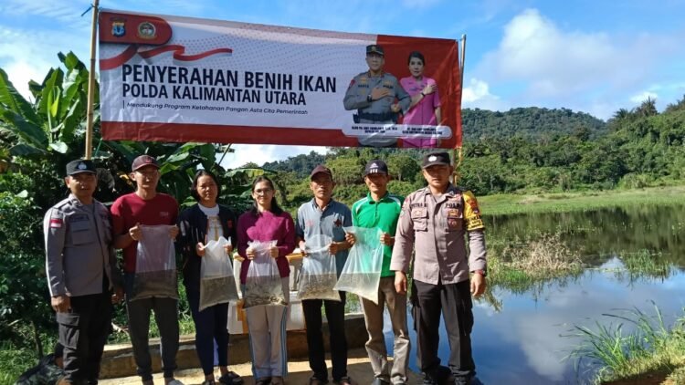 Kapolda Kaltara Penuhi Harapan Kelompok Tani, Salurkan Bantuan Benih Ikan Nila dan Lele