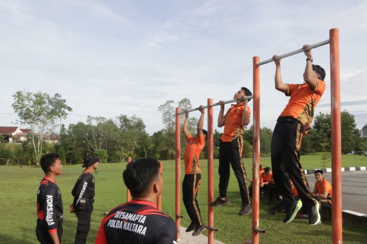 Pelaksanaan Tes Kesamaptaan Jasmani Semester I Tahun 2025 Polda Kaltara Digelar di Lapangan Mapolda Kaltara