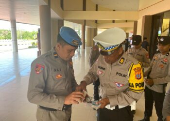 Subsatgas Propam Melaksanakan Pengecekan Kelengkapan Berkendara Personil “Ops Keselamatan Kayan 2025”