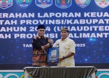 Gubernur Zainal Serahkan LKPD 2024 Unaudited ke BPK RI Perwakilan Kaltara