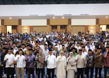 Ribuan Masyarakat Antusias Ikuti Syukuran Walikota Terpilih di TACC