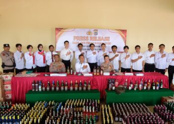 Ratusan Botol Miras, Senpi, Judi Togel, Hingga Pasangan Bukan Suami Istri Ditemukan Pada Operasi Pekat Kayan 2025