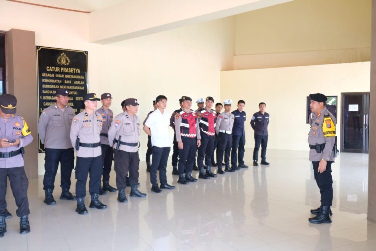 Apel Perdana Personel Operasi Ketupat Kayan 2025 Polda Kaltara