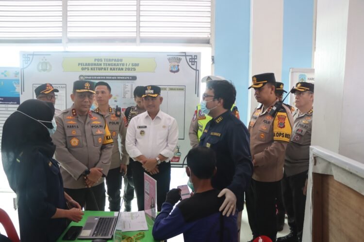 Kapolda Kaltara Cek Kesehatan Personel Posko Pengaman Lebaran 2025