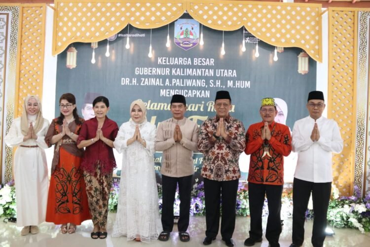 Hari Pertama Lebaran, Kapolda Kaltara Bersilaturahmi ke Sejumlah Tokoh di Tanjung Selor