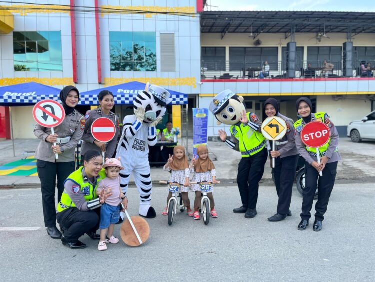 Ditlantas Polda Kaltara Meriahkan Akhir Pekan “Car Free Day” di Tebu Kayan