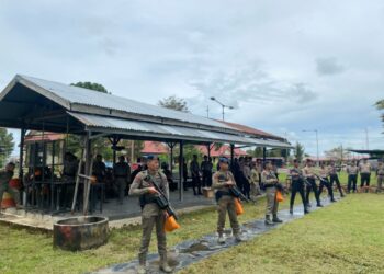 Personel Gabungan Polda Kaltara dan Polresta Bulungan Tingkatkan Kompetensi Penembakan Gas Air Mata melalui Sertifikasi