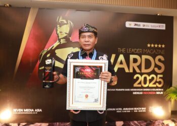 Membanggakan! Gubernur Zainal Kembali Raih Penghargaan “The Best Innovation Leader Indonesia 2025”