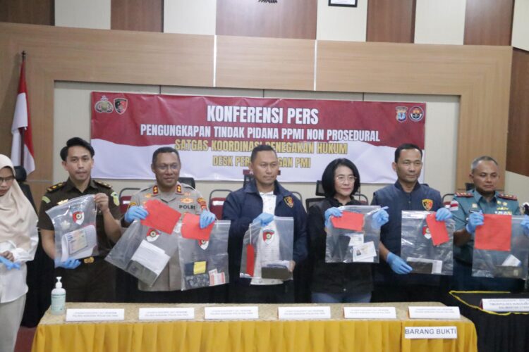Terindikasi Kuat Sebagai Tindak Pidana Perdagangan Orang, 82 Warga Diselamatkan Satgas Penegak Hukum Deks Perlindungan PMI