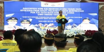 Gubernur Serahkan Bonus Atlet Peraih Medali PON XXI Aceh-Sumut