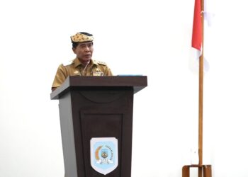 Gubernur Zainal Sampaikan Nota Pengantar Raperda Pertanggung jawaban APBD 2024