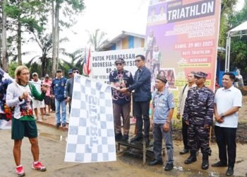 Gubernur Buka Eksibisi Triathlon 2025, Momentum Membangun Wilayah Perbatasan