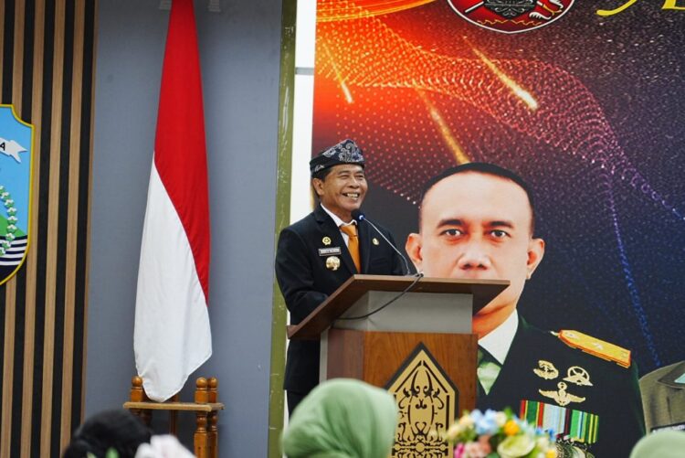 Diacara Pisah Sambut TNI, Gubernur Ajak Bersinergi