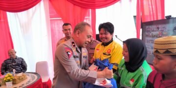 Sambut HUT Bhayangkara Ke-79, Polres Tarakan Gelar Bakti Kesehatan dan berikan paket sembako kepada komunitas ojol