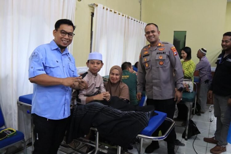 Sambut Hari Bhayangkara ke-79, Polres Malinau Gelar Donor Darah dan Khitan Massal