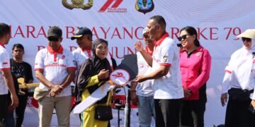 Polres Nunukan Gelar Jalan Santai dan Layanan Gratis Sambut Hari Bhayangkara ke-79