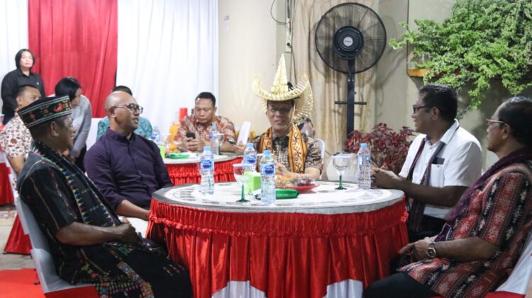 Prosesi Adat Meriah, Kapolda Kaltara Diangkat Sebagai Anggota Istimewa K2NTT Kota Tarakan