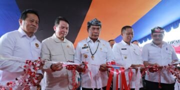 Gubernur Kaltara Resmikan Koperasi Merah Putih Percontohan Desa Apung Dan Kelurahan Selumit