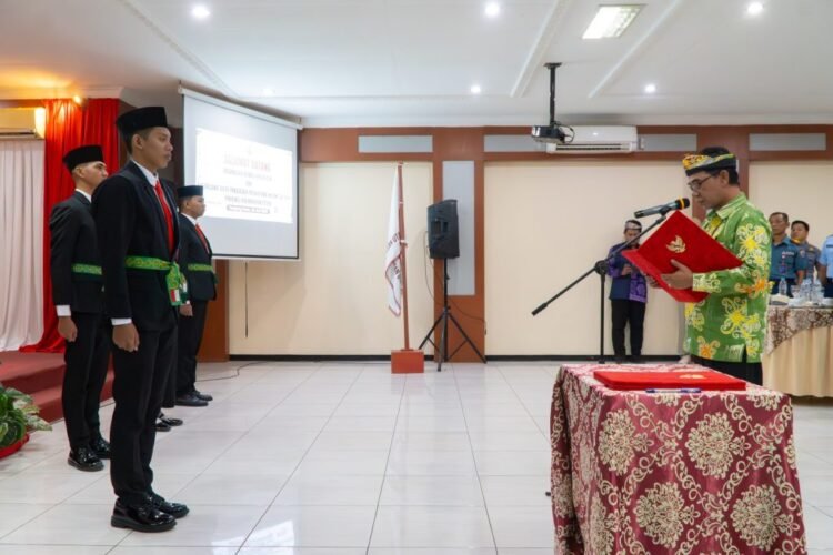 Pemprov Kukuhkan Duta Pancasila Paskibraka Indonesia Kaltara Periode 2025-2029