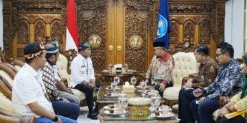 Temui Mendikdasmen, Gubernur Usulkan Penambahan Sarana Pendidikan untuk Penyandang Disabilitas