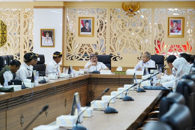 Wagub Paparkan Perkembangan Kaltara Kepada Staf Ahli Menkopolkam RI