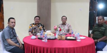 Kapolda Kaltara dan PJU Polda Kaltara Saksikan Pagelaran Wayang Kulit “Amarta Binangun” dalam Rangka Hari Bhayangkara ke-79 Lewat Via YouTube