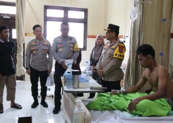 Kunjungi Mahasiswa Korban Aksi Unjuk Rasa, Polda Tanggung Biaya Pengobatan dan Tegaskan Komitmen Transparansi