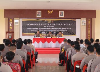 Kabid Propam Polda Kaltara, Pimpin Pembinaan Etika Profesi Polri Di Polres Tarakan