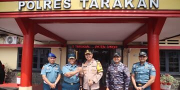 Perkuat Sinergi Pengamanan Pelabuhan SDF, Komandan Lantamal XIII Lakukan Koordinasi Bersama Polres Tarakan