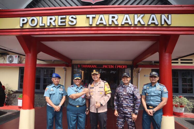 Perkuat Sinergi Pengamanan Pelabuhan SDF, Komandan Lantamal XIII Lakukan Koordinasi Bersama Polres Tarakan