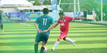 Buka Turnamen Mini Soccer Antar OPD, Gubernur Pesan Jaga Kebersamaan dan Semangat Sportivitas