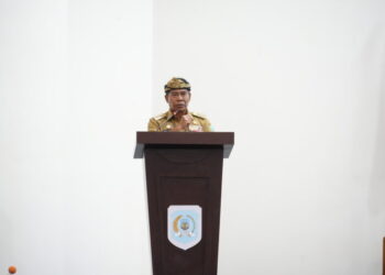 Gubernur Beri Jawaban Pandangan Umum Fraksi Atas Ranperda APBD Perubahan Kaltara 2025