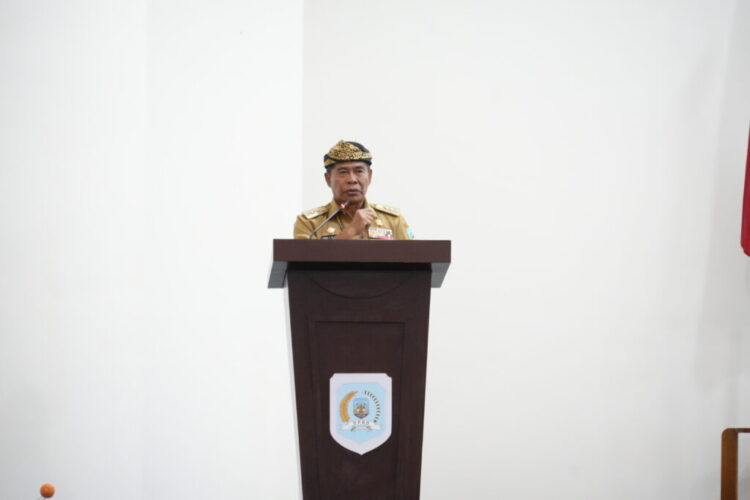 Gubernur Beri Jawaban Pandangan Umum Fraksi Atas Ranperda APBD Perubahan Kaltara 2025