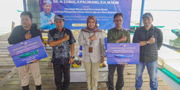 Serahkan Bantuan Speedboat, Gubernur Pesan Jaga Kawasan Hutan dan Mangrove