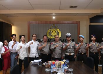 Siap Berlaga di Piala Panglima TNI, Wakapolda Lepas Kontingen Karate Kaltara