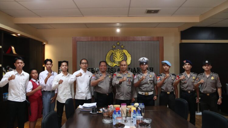 Siap Berlaga di Piala Panglima TNI, Wakapolda Lepas Kontingen Karate Kaltara