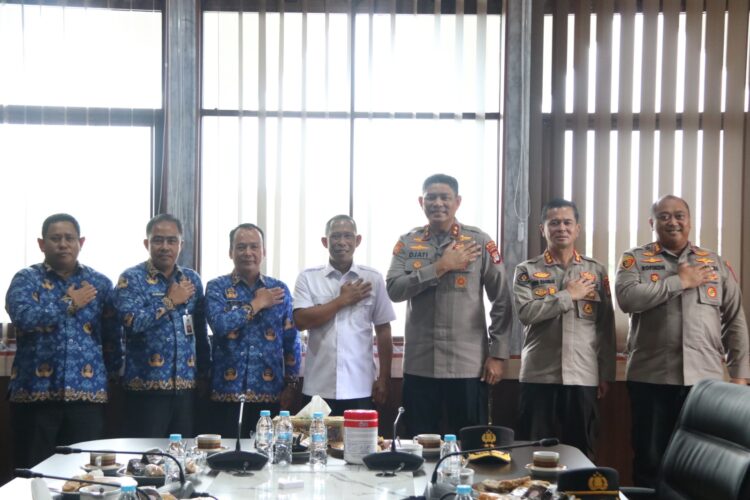Perkuat Sinergitas, Kapolda Kaltara Kunjungi Bupati Bulungan di Kantornya