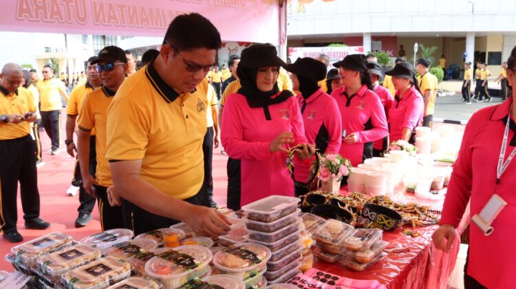 Polwan Polda Kaltara Gelar Olahraga Bersama dan Bazaar UMKM dalam Puncak Peringatan Hari Jadi Polwan ke-77
