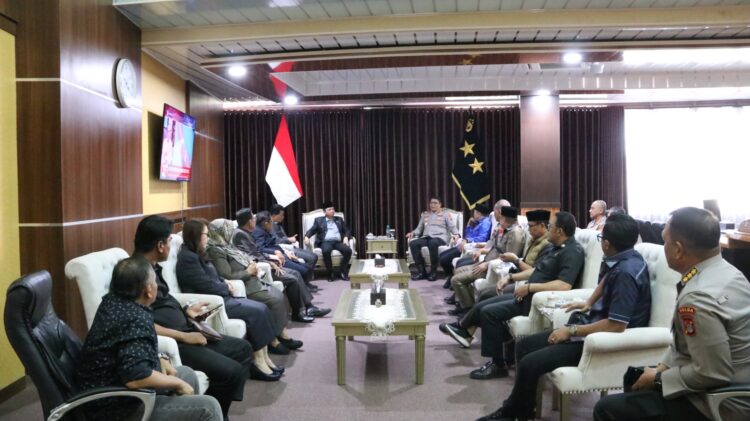 Kapolda Kaltara Menerima Kunjungan Ketua Dan Anggota DPRD Provinsi Kaltara