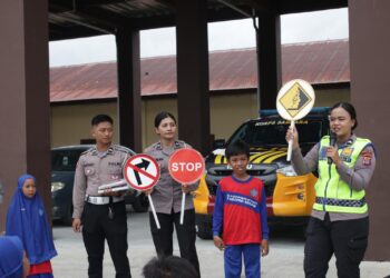 Polda Kaltara Sambut Kunjungan Field Trip SD Al-Qur’an Imam Asy Syafi’i Tanjung Selor