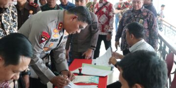 Kapolda Kaltara Turut Hadiri Rapat Forkopimda Kaltara dan Komisi II DPR RI: Bahas Penguatan Perbatasan Kaltara Sebagai Serambi Negara