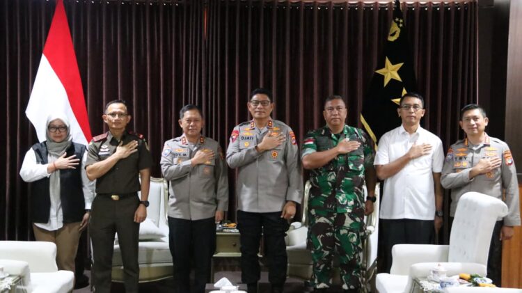 Kapolda Kaltara Terima Kunjungan Tim Pokja Keamanan dan Ketertiban Kawasan Hutan